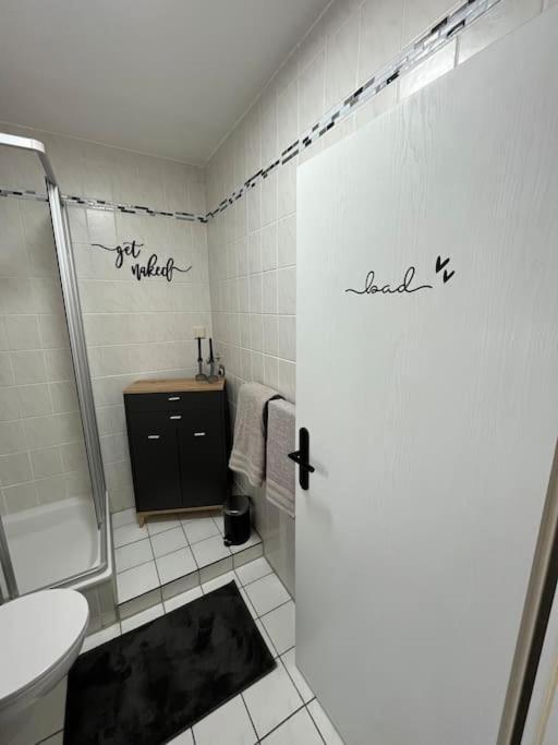Modernes Apartment In Chemnitz Ngoại thất bức ảnh